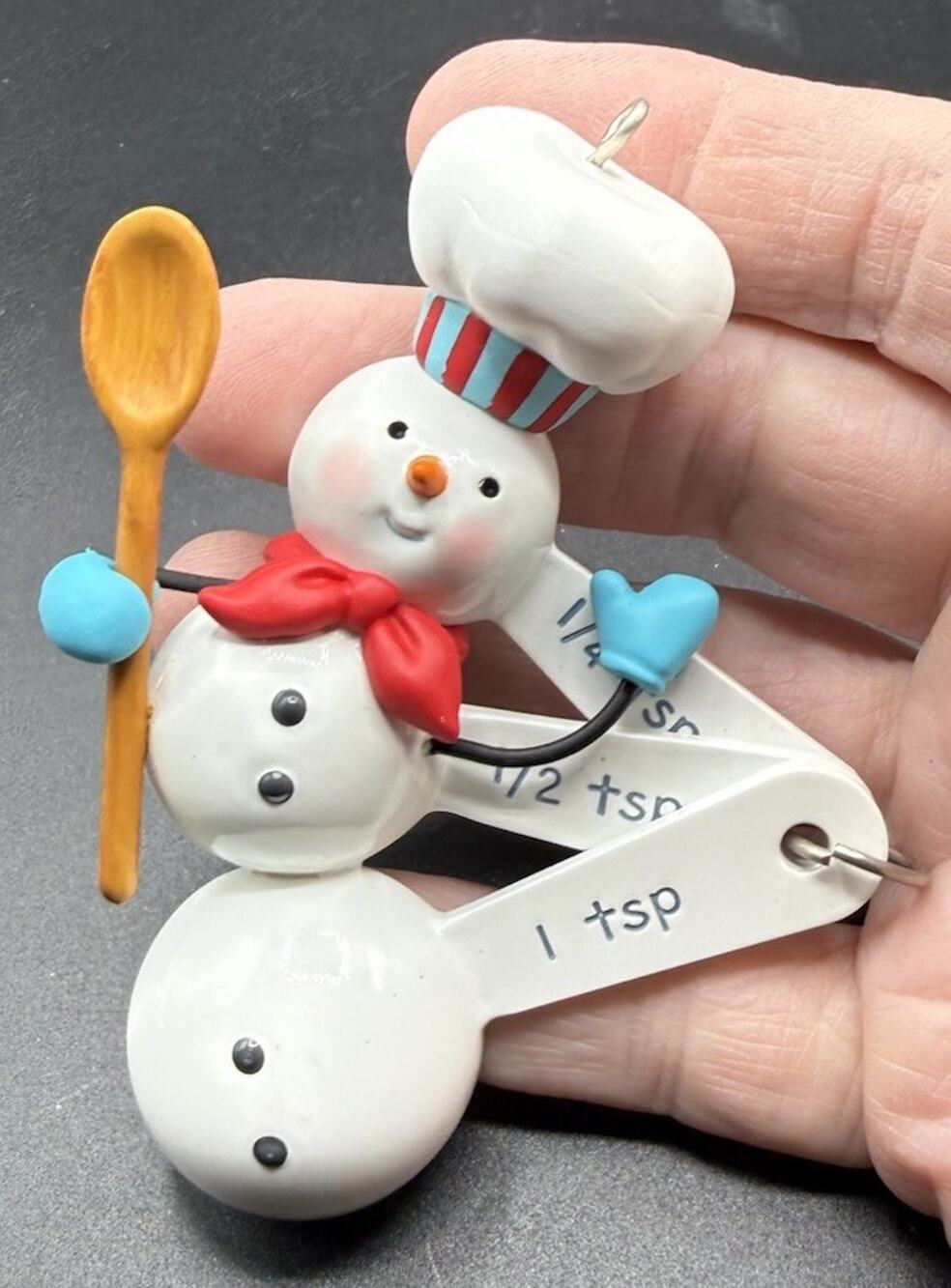 Hallmark Cuteness Beyond Measure Snowman Ornament EUC No Box -LO20